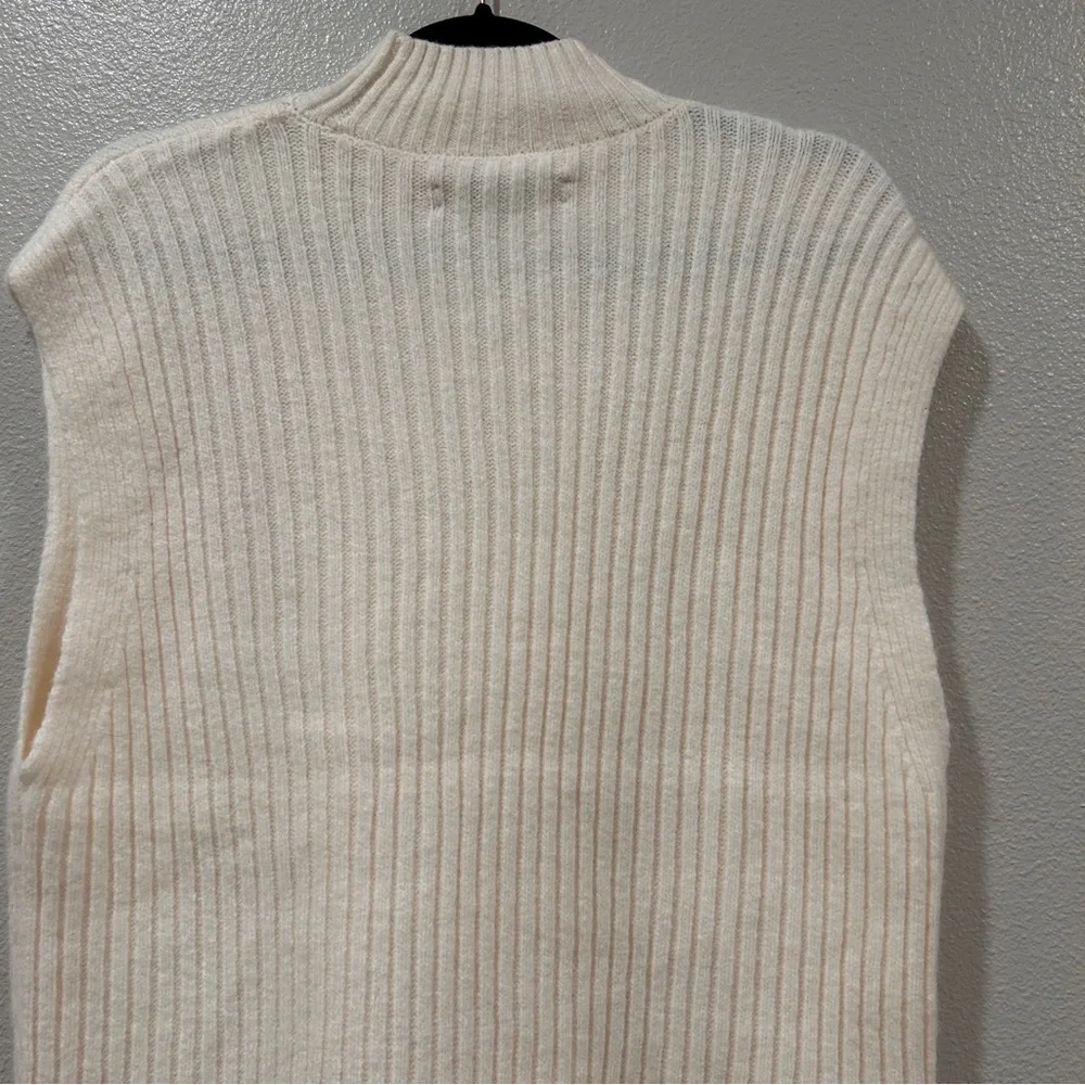 Loft Cream Soft Cable Knit Sleeveless Sweater Vest New With Tags Women's Size‎ S